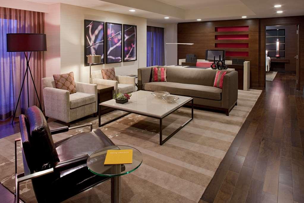 Grand Hyatt 4*
