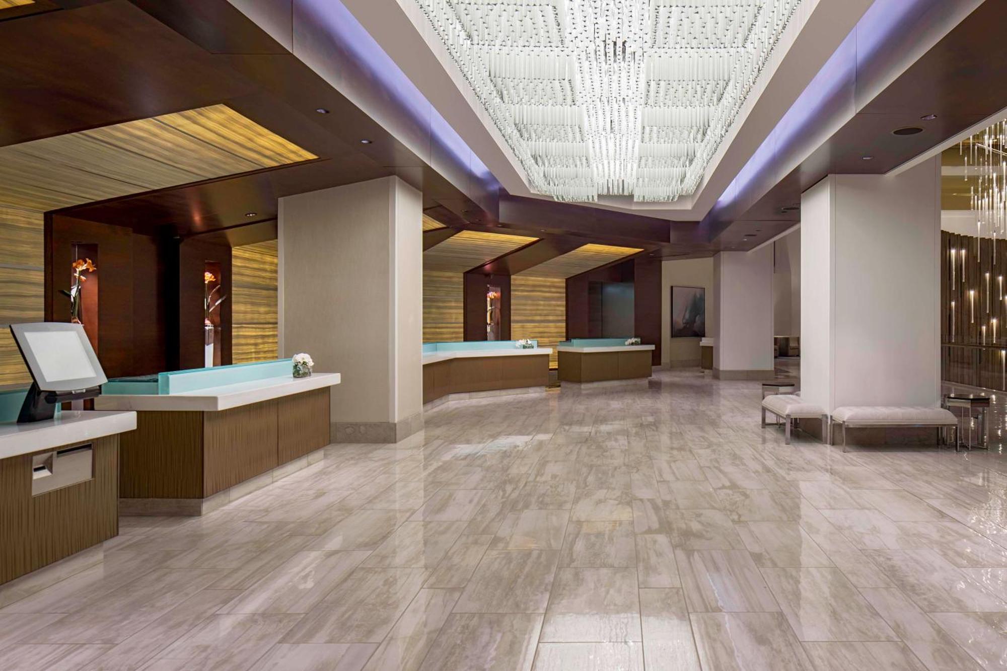 Hotel Grand Hyatt 4*